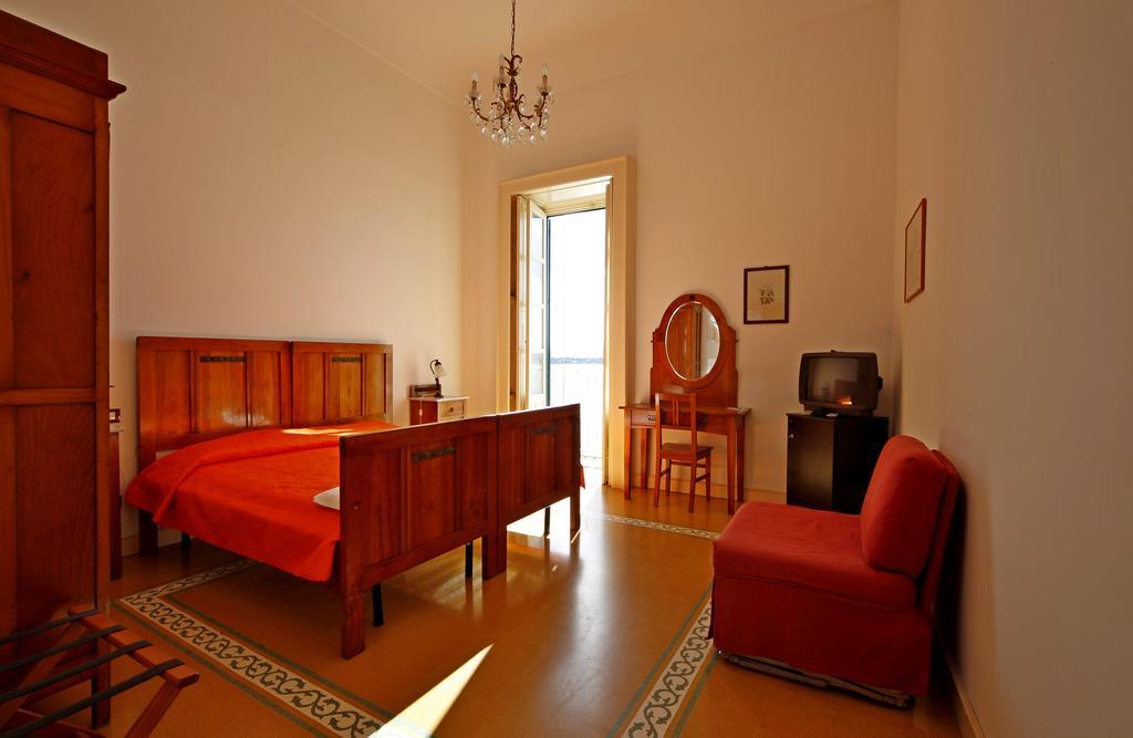 سيراكوزا Ortigia Camere Con Vista Da Giulio B&B المظهر الخارجي الصورة