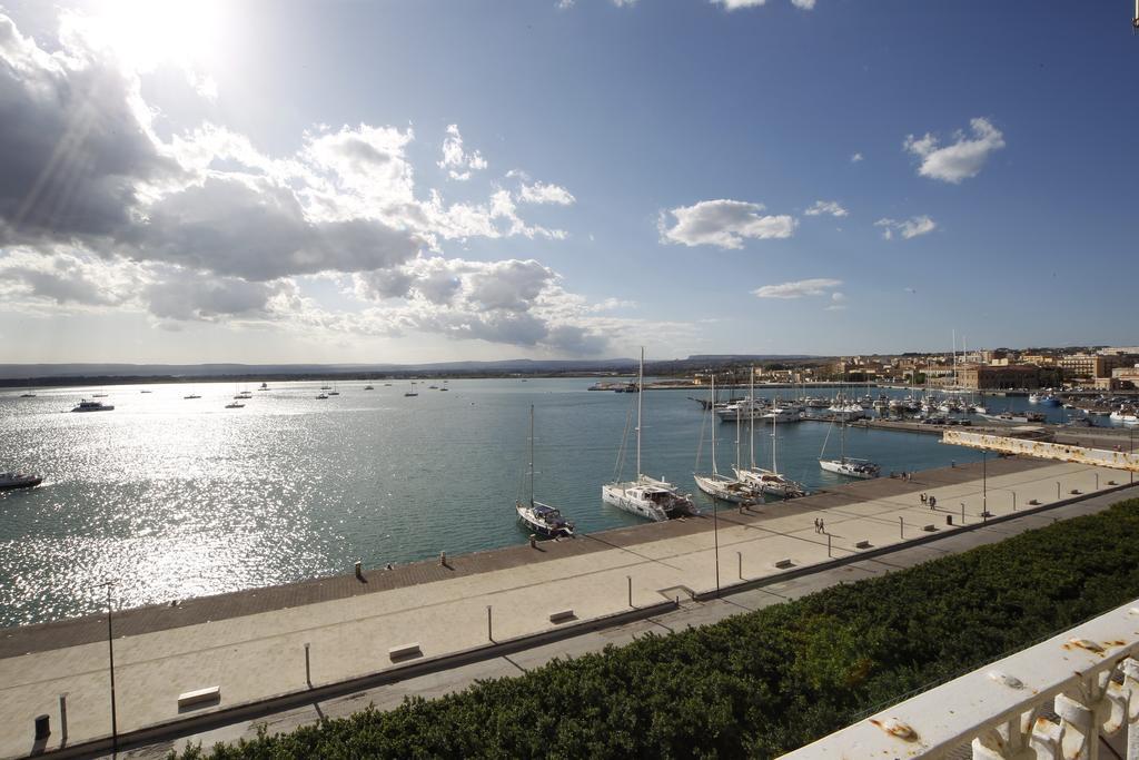 سيراكوزا Ortigia Camere Con Vista Da Giulio B&B المظهر الخارجي الصورة