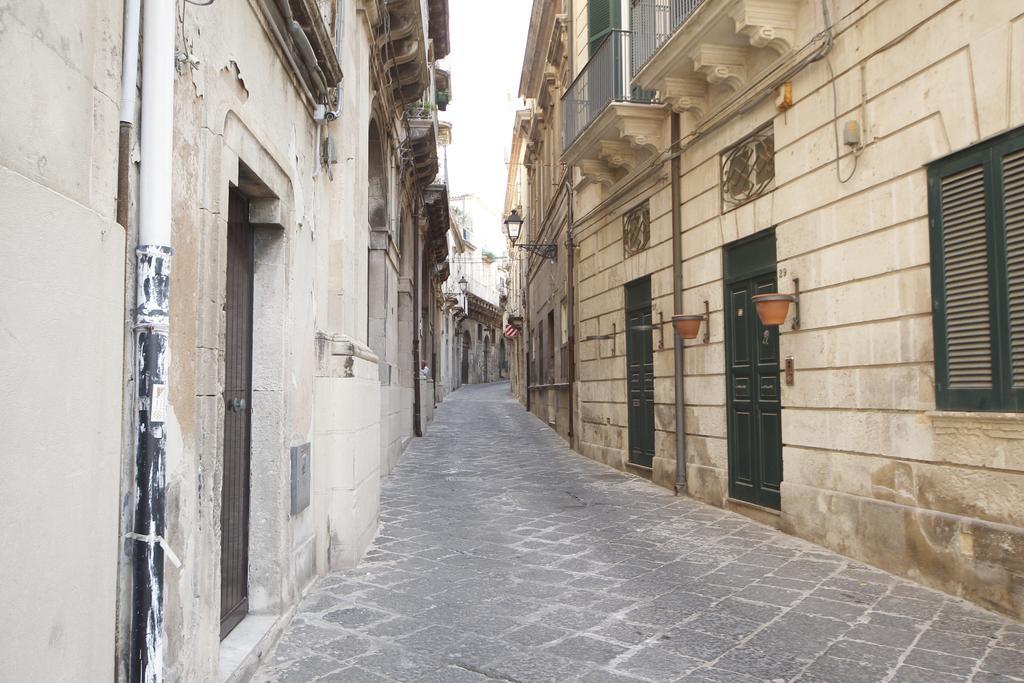 سيراكوزا Ortigia Camere Con Vista Da Giulio B&B المظهر الخارجي الصورة